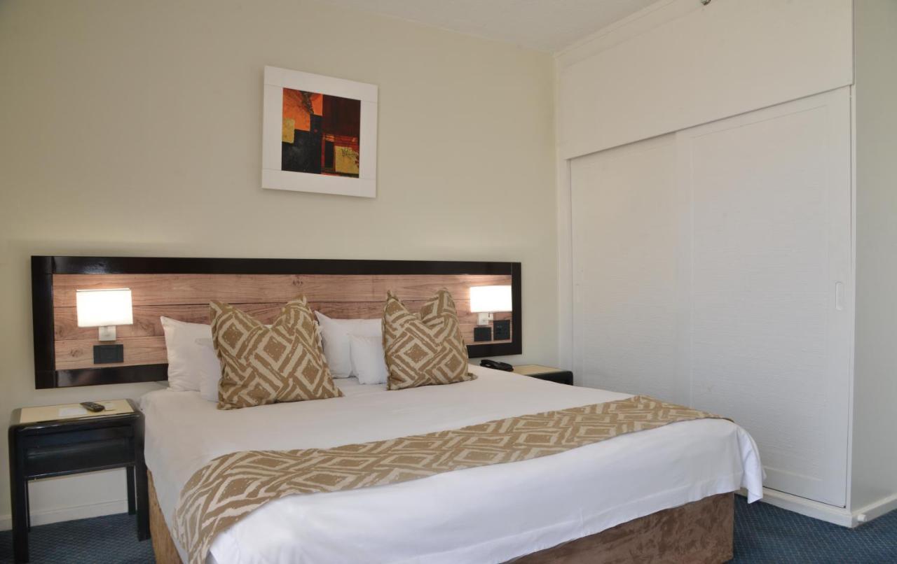 The Parktonian All Suite Hotel 约翰内斯堡 外观 照片