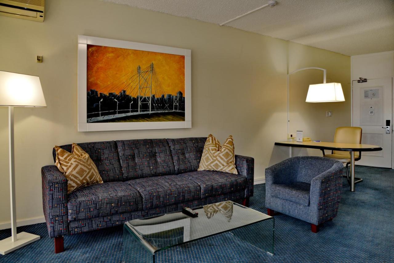 The Parktonian All Suite Hotel 约翰内斯堡 外观 照片