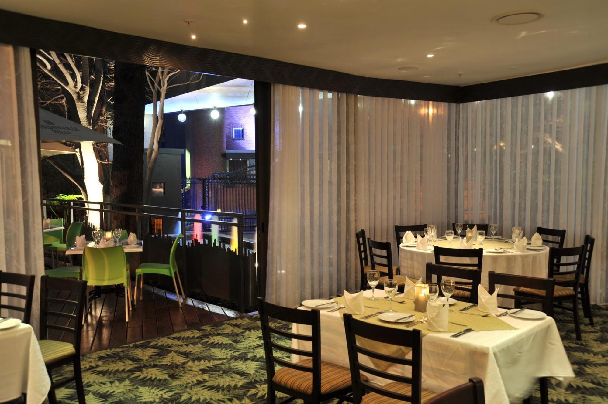 The Parktonian All Suite Hotel 约翰内斯堡 外观 照片